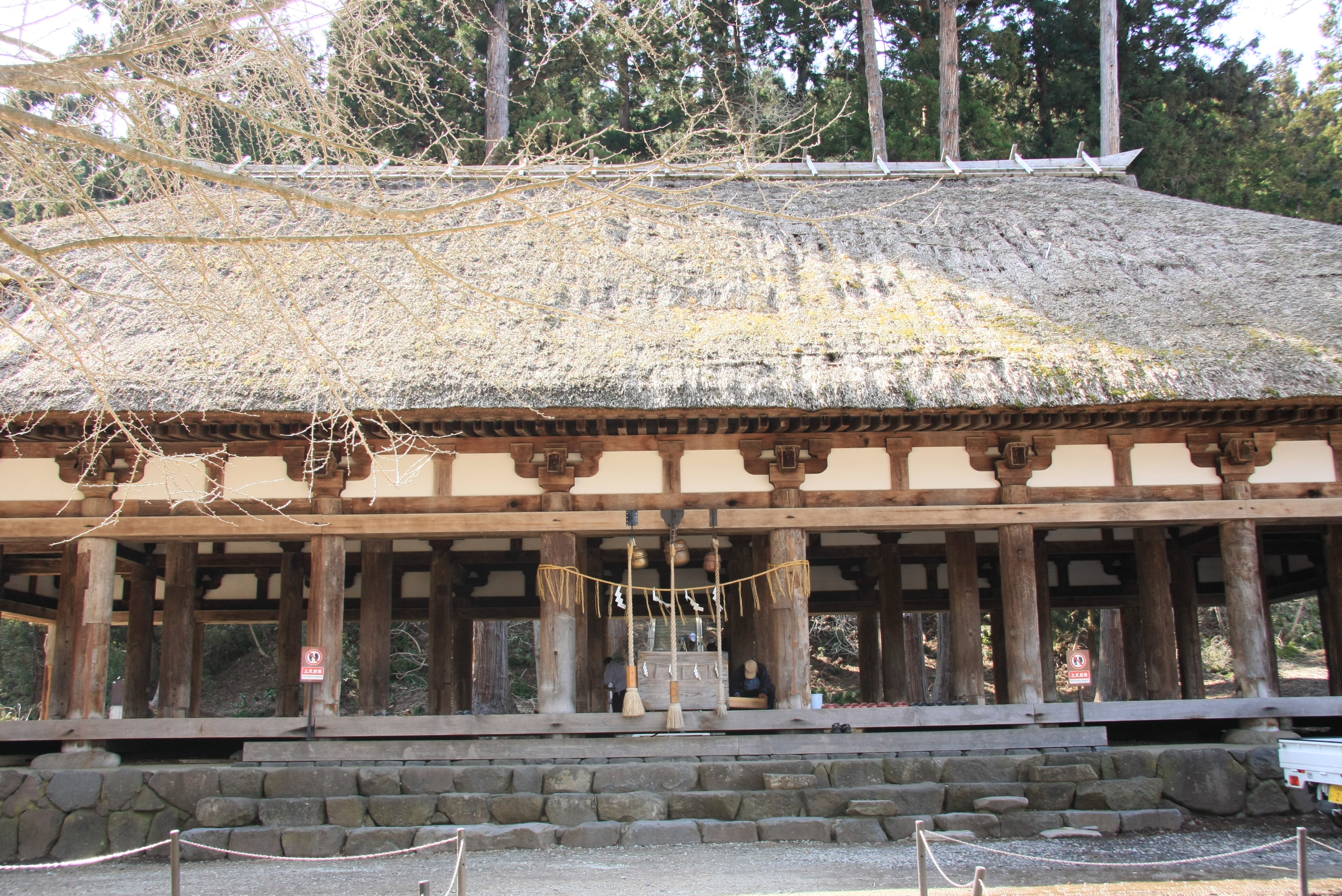 只見線と新宮熊野神社
