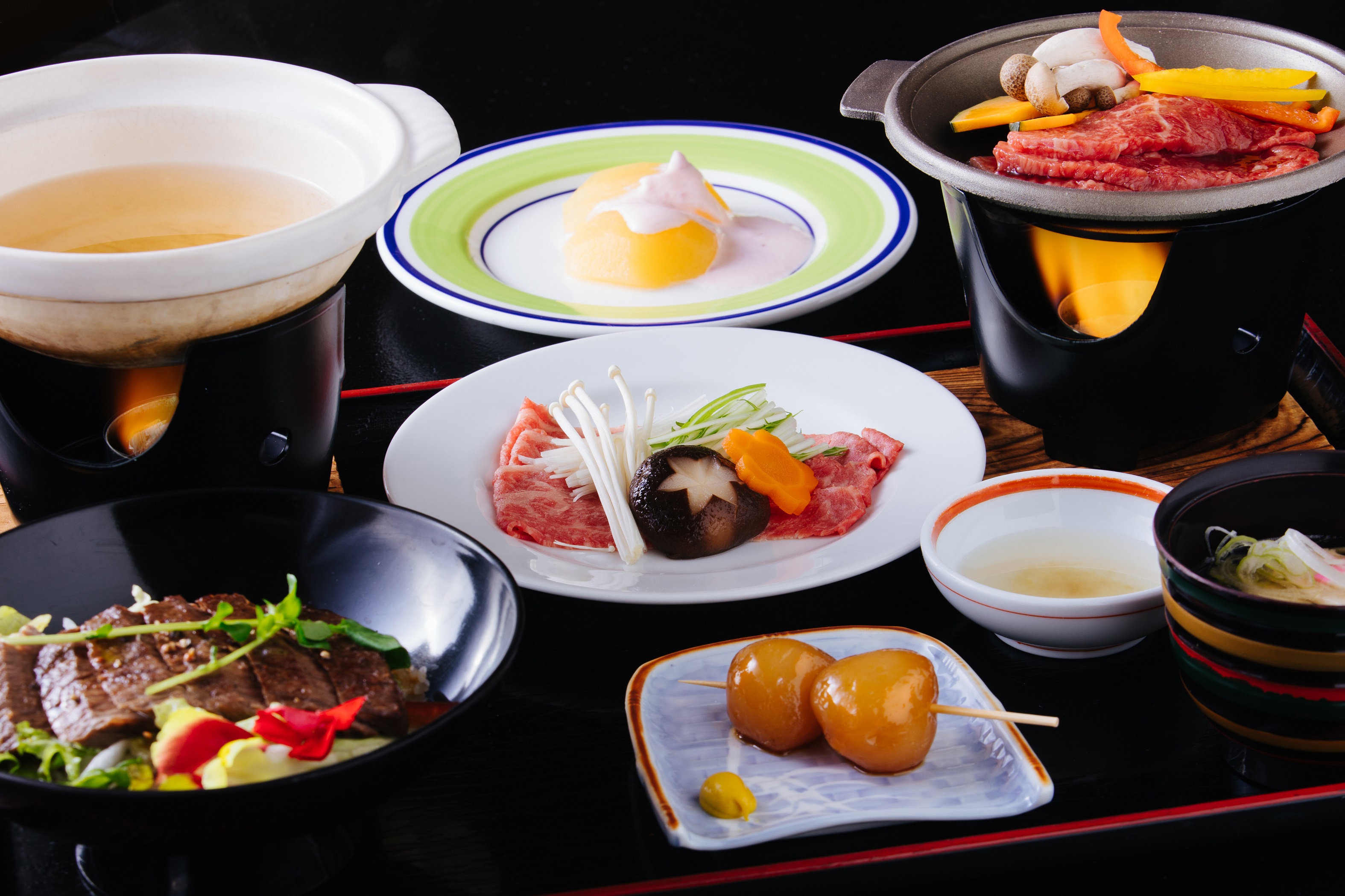 山形牛づくしランチと６万本の可憐なヒメサユリ